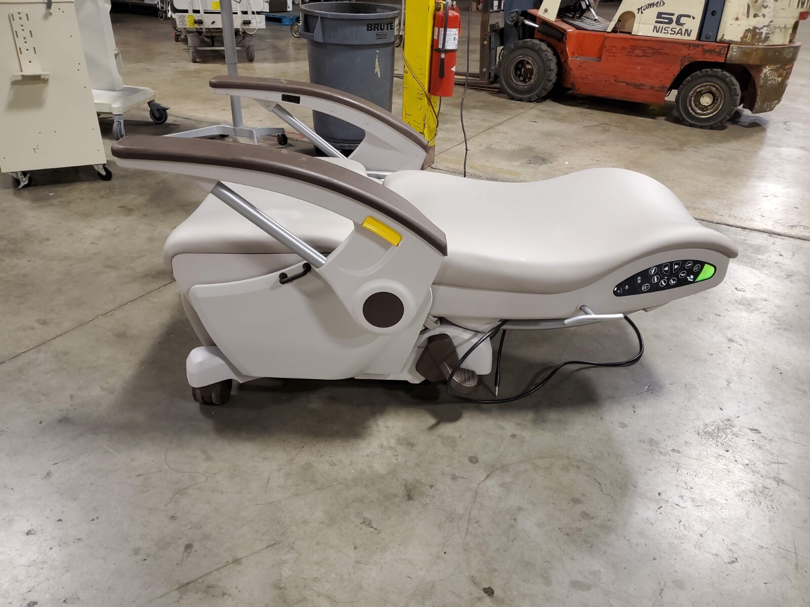 Stryker TruRize 3333 Clinical Chair