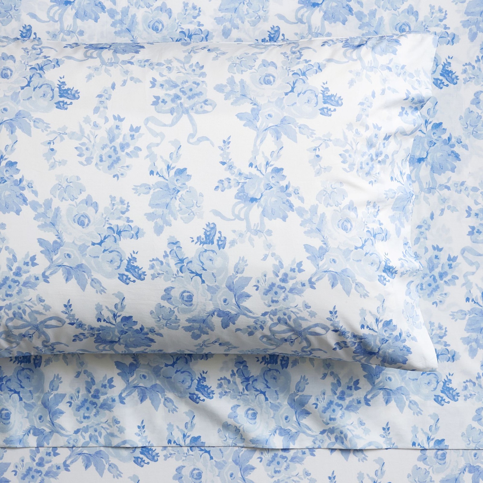 LoveShackFancy Garden Damask Organic Sheet Set Full, Blue/Ivory