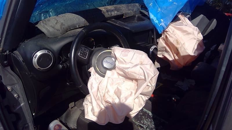WRANGLER 2013 High Mounted Stop Light 694570