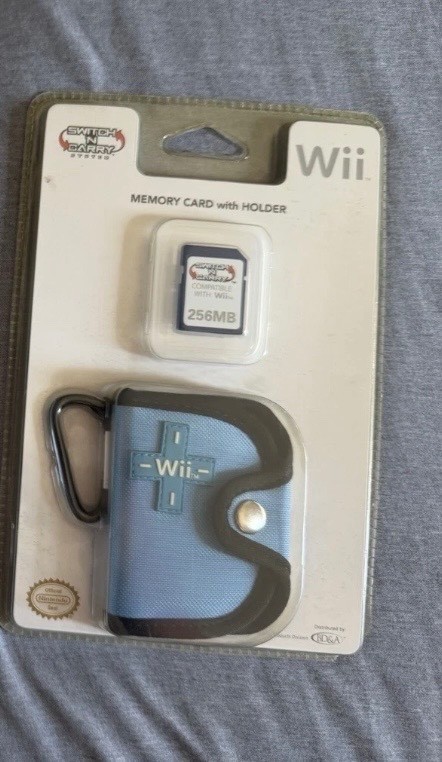 Nintendo Wii Memory Card 256MB w/ Holder Case & Clip NEW Sealed Switch & Carry
