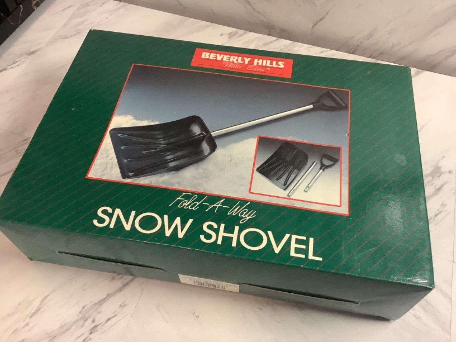 VINTAGE COMPACT SECTIONAL" FOLD-A-WAY" SNOW SHOVEL, Beverly Hills world class