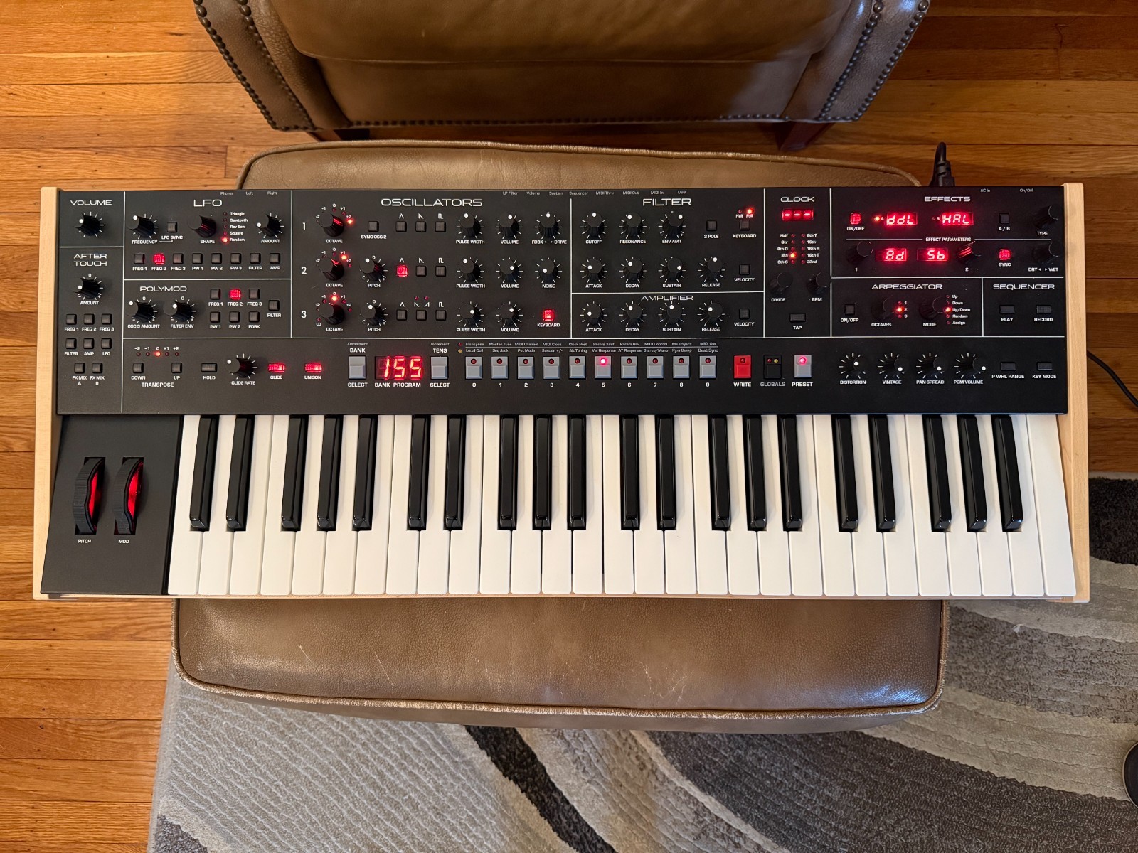 Sequential Trigon-6 - 6-Voice Polyphonic Analog Synthesizer - Dave Smith Moog