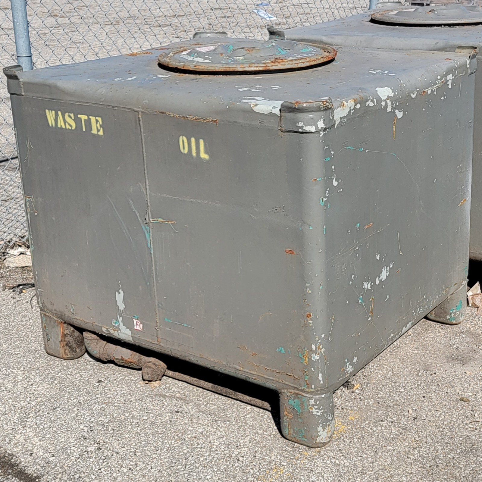 Hoover - Waste Oil Tank - 48" x 42" x 34" - 293 Gallon Capacity - 405 lb. Tare