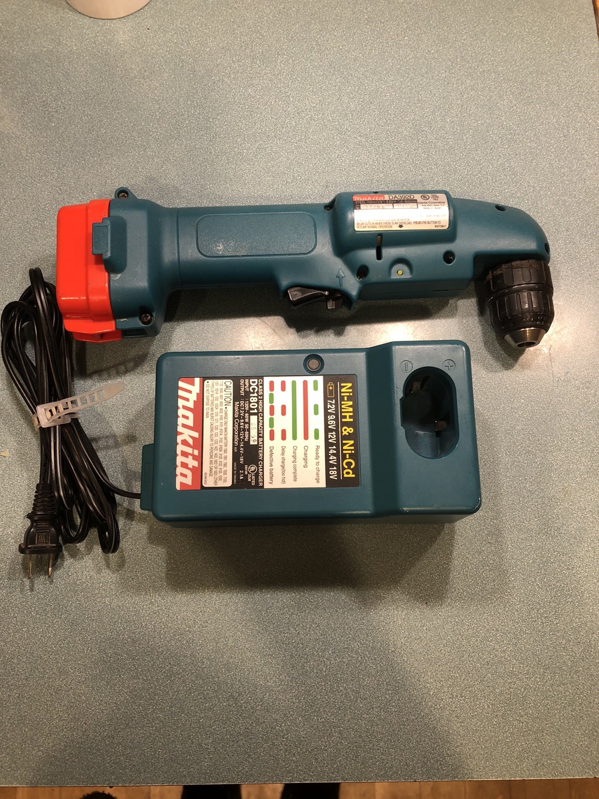 Makita DA392D 9.6V Cordless Angle Drill,  Charger, and 3 Batteries
