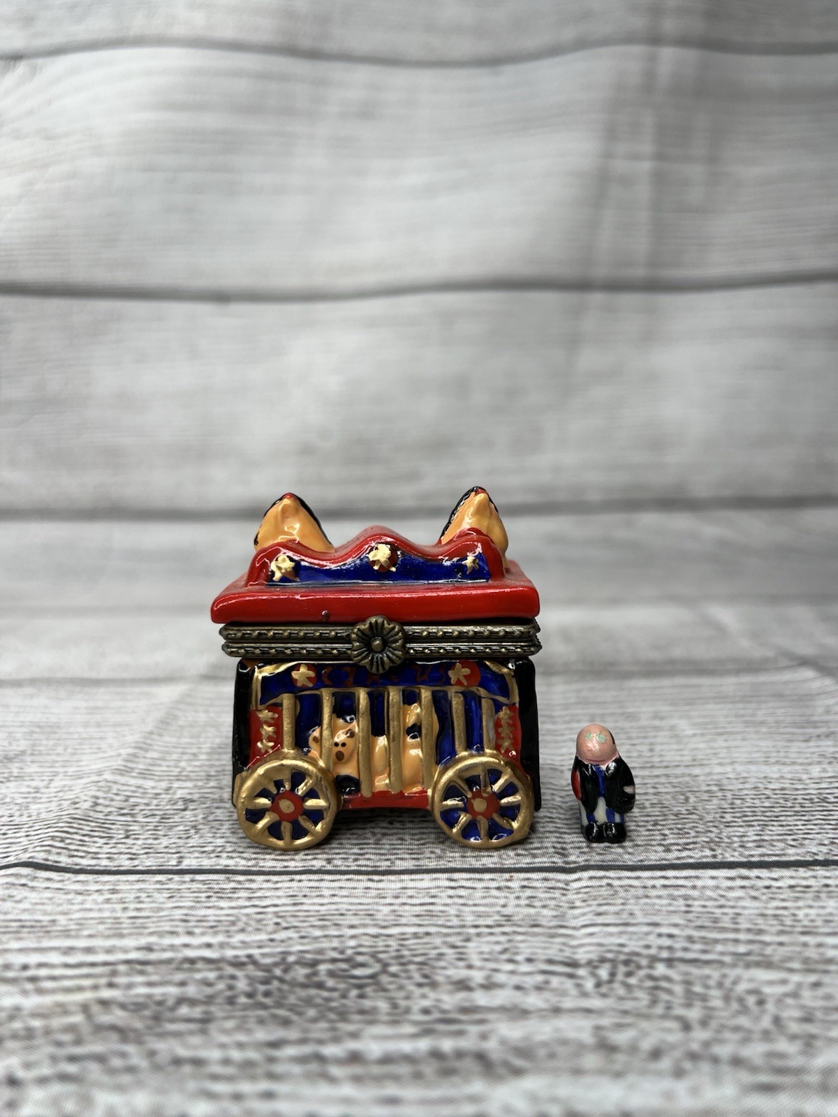 VTG PHB Style Circus Cart Animal Porcelain Hinged Trinket Box W/ Trinket