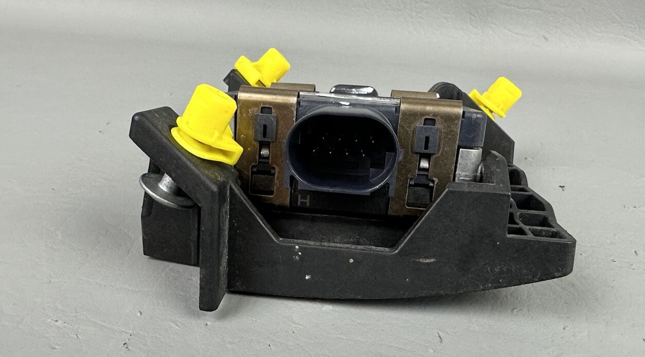 2018-2019 AUDI A4 A5 Q7 S5 RS5 REAR LEFT BLIND SPOT SENSOR CONTROL MODULE OEM