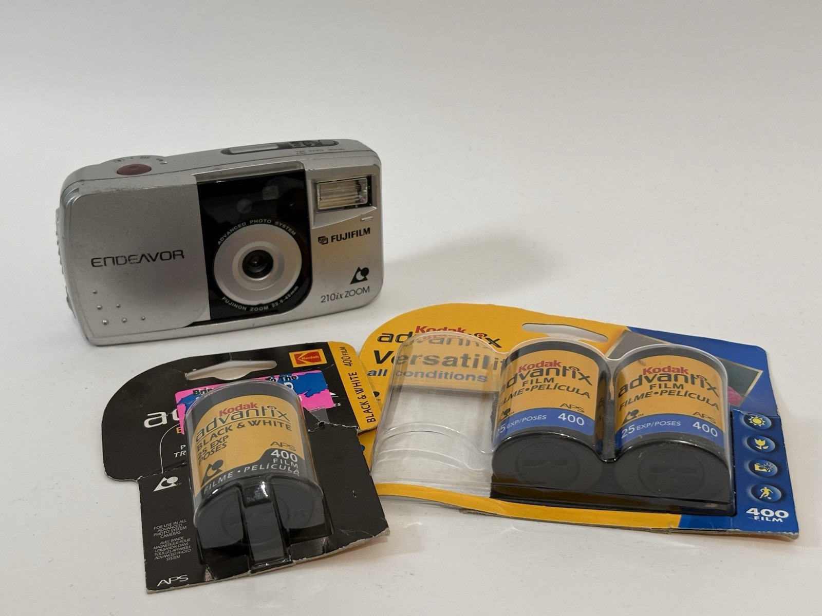 Fuji Endeavor 210ix Zoom APS Film Camera And 3 Rolls Of APS Film
