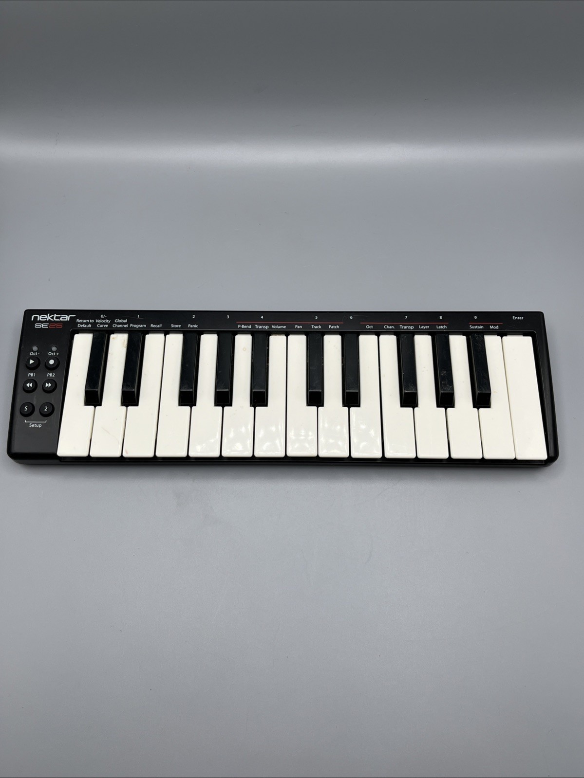 Nektar SE25 25-key Keyboard Controller Tested and Working