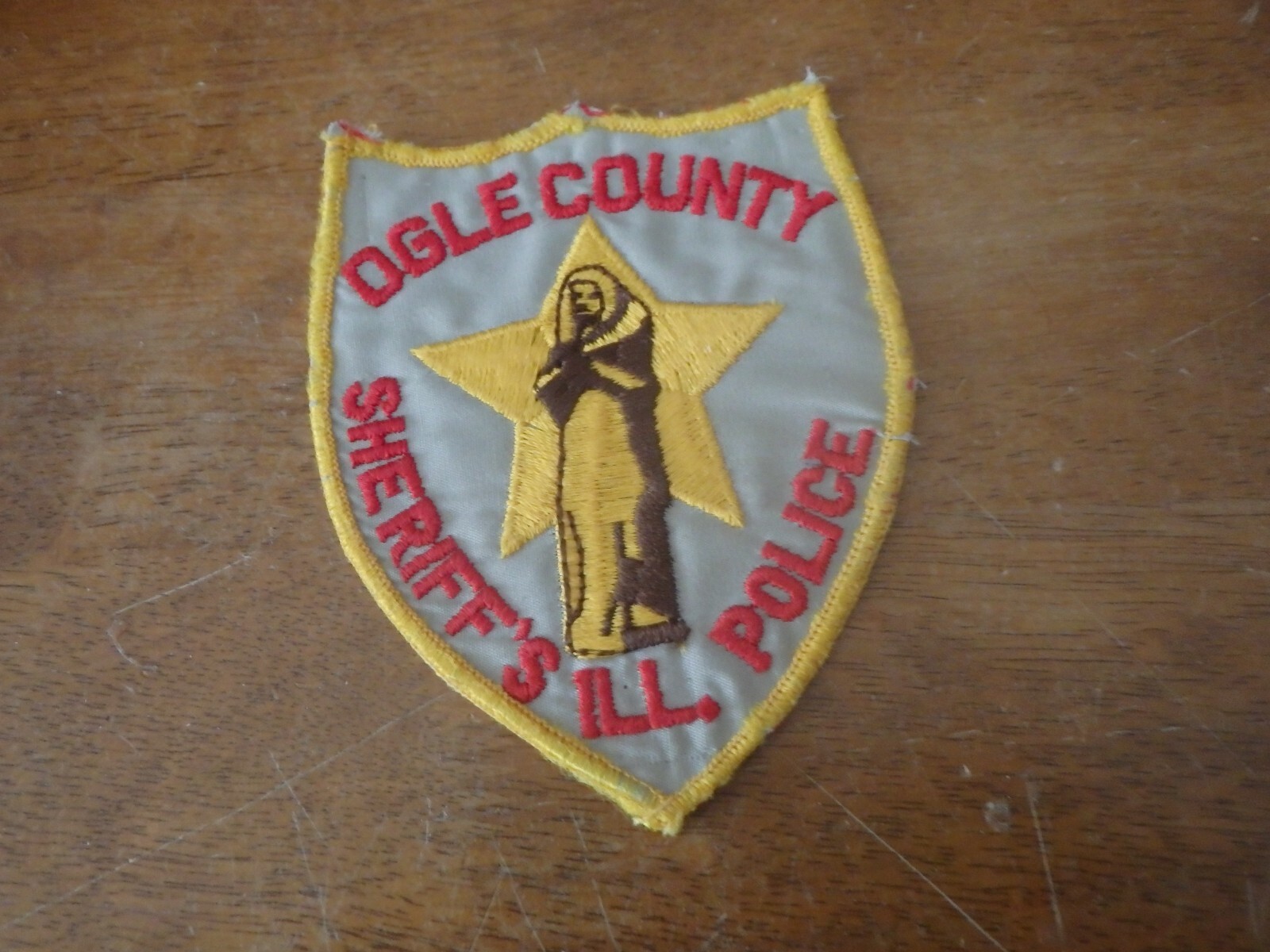 vintage DGLE COUNTY ILLINOIS collectible OBSOLETE shoulder PATCH BX 25#8