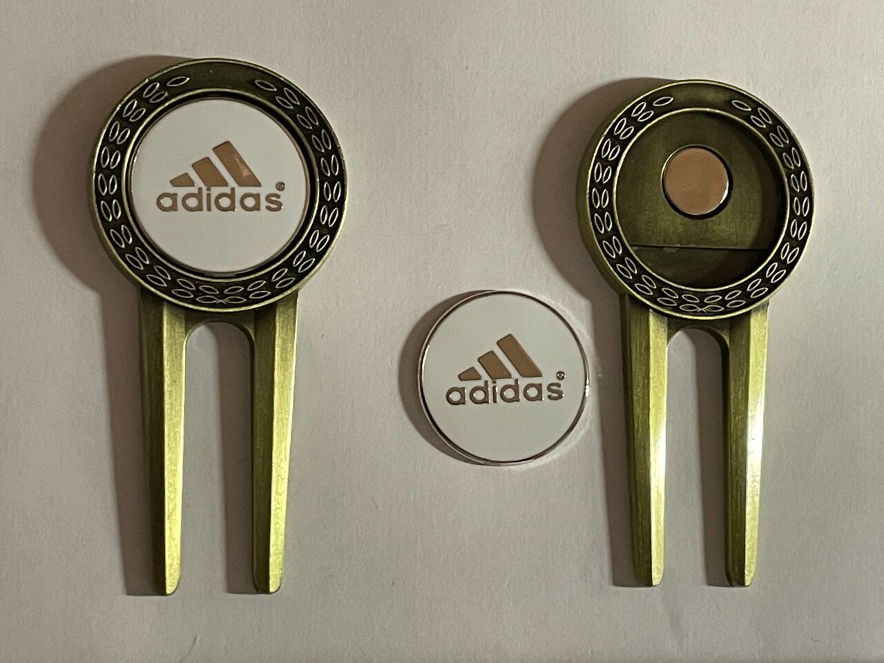 (1) Rare Adidas Metal Golf Divot Tool & 1" Coin Style Golf Marker - A Beauty!