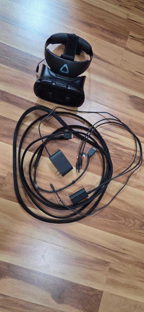 HTC VIVE Cosmos Elite VR PC Gaming Virtual Reality Headset w/ Cable ONLY