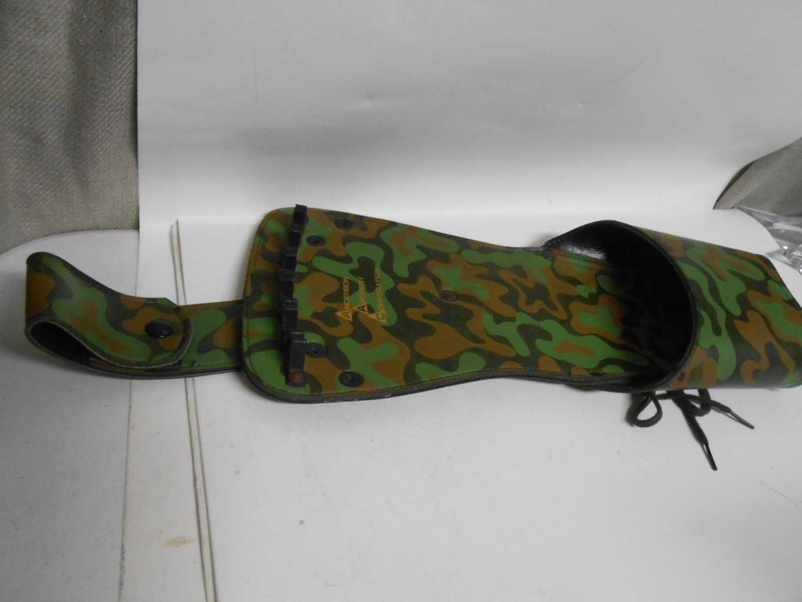 Vintage Anderson Archery Corporation Hip Belt Arrow Quiver Camo Left/Right Hand