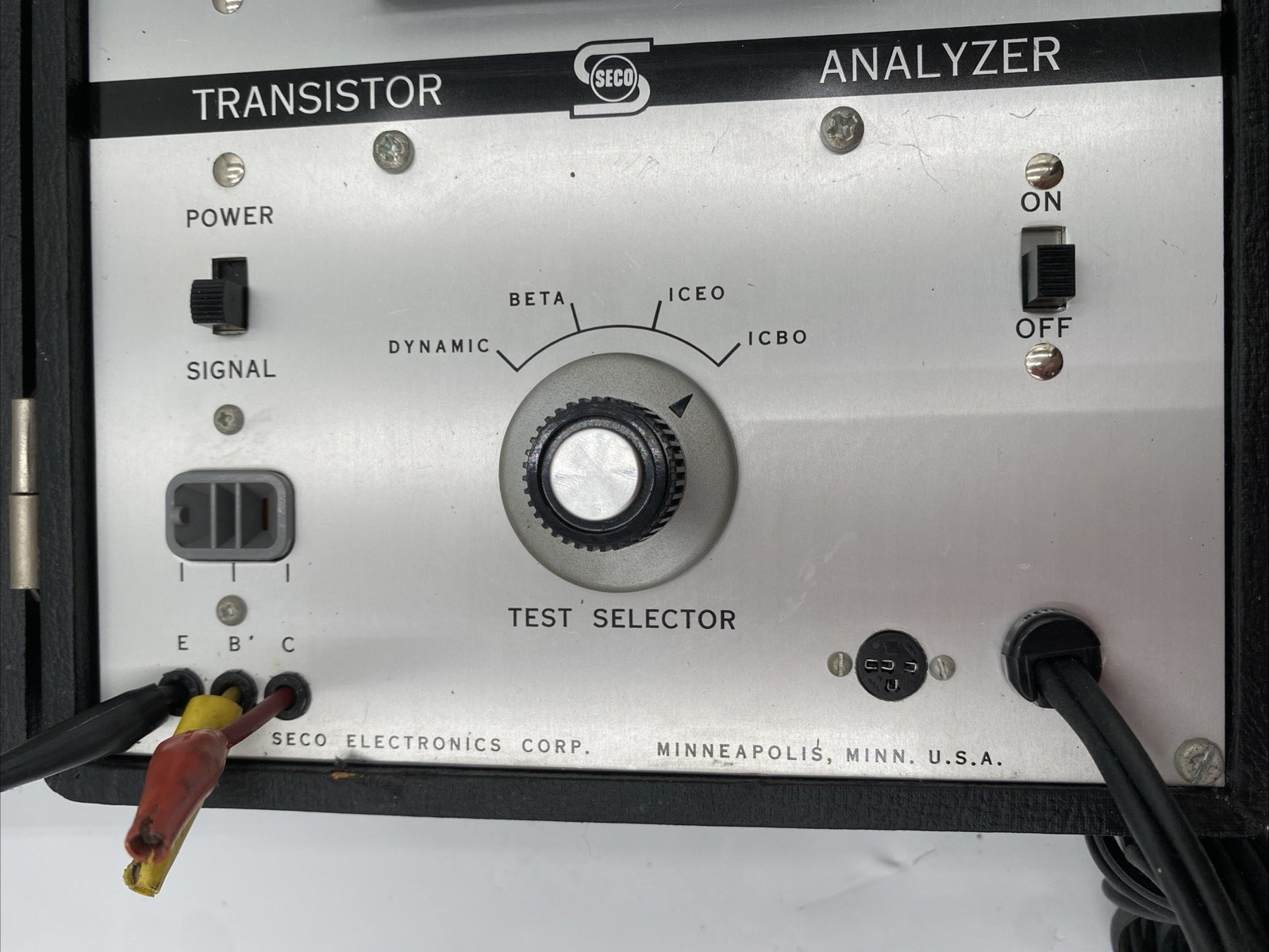 Vintage Seco Model 260 Transistor Analyzer – Powers On – USA Made