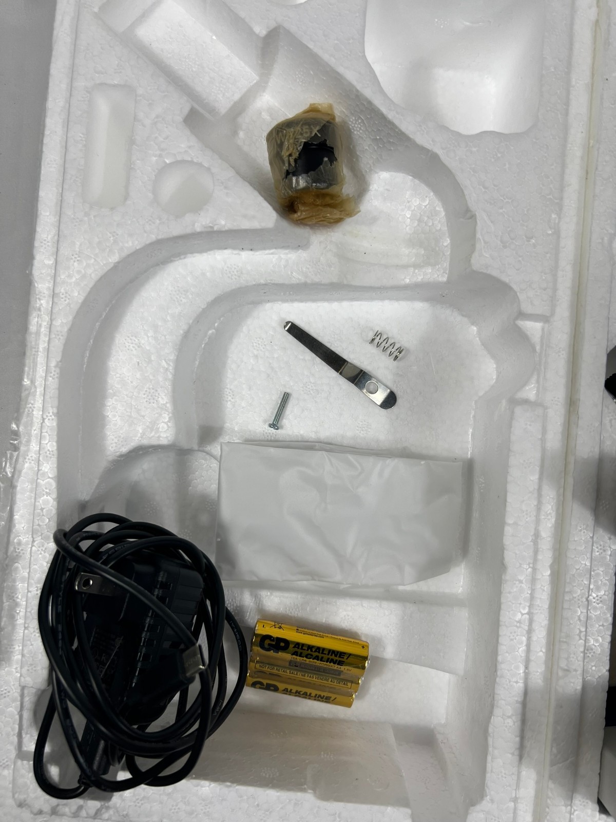 AmScope M150C 40X-1000X Monocular Compound Microscope Stage Clip Issue See Info