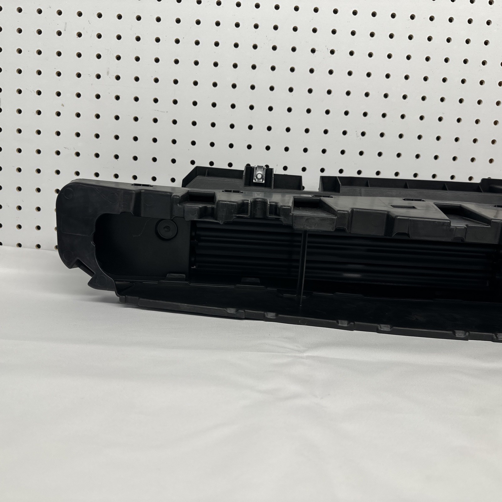 2019-2021 DODGE RAM 1500 FRONT LOWER ACTIVE AIR SHUTTER GRILLE DG07133GAQ CAPA