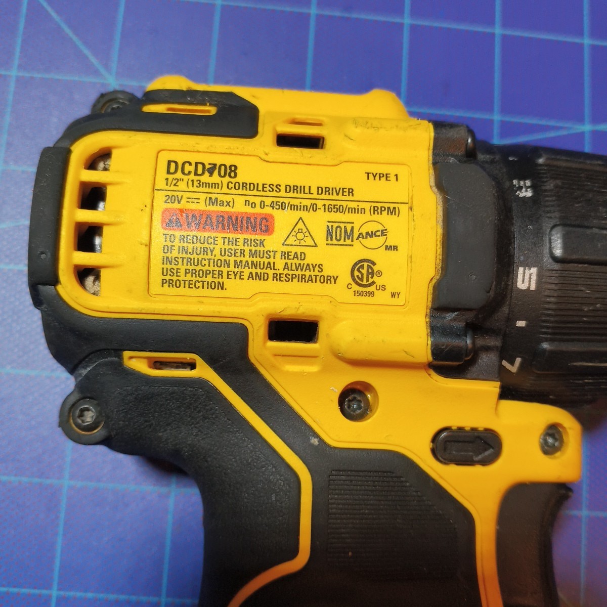 DEWALT DCD708 ATOMIC 20V MAX Brushless Cordless 1/2" Drill/Driver - Tool Only