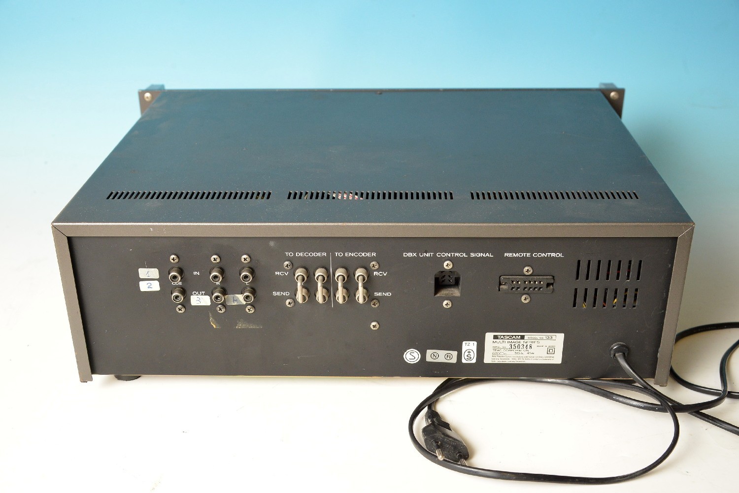 TASCAM 133 MULTI-IMAGE SERIES