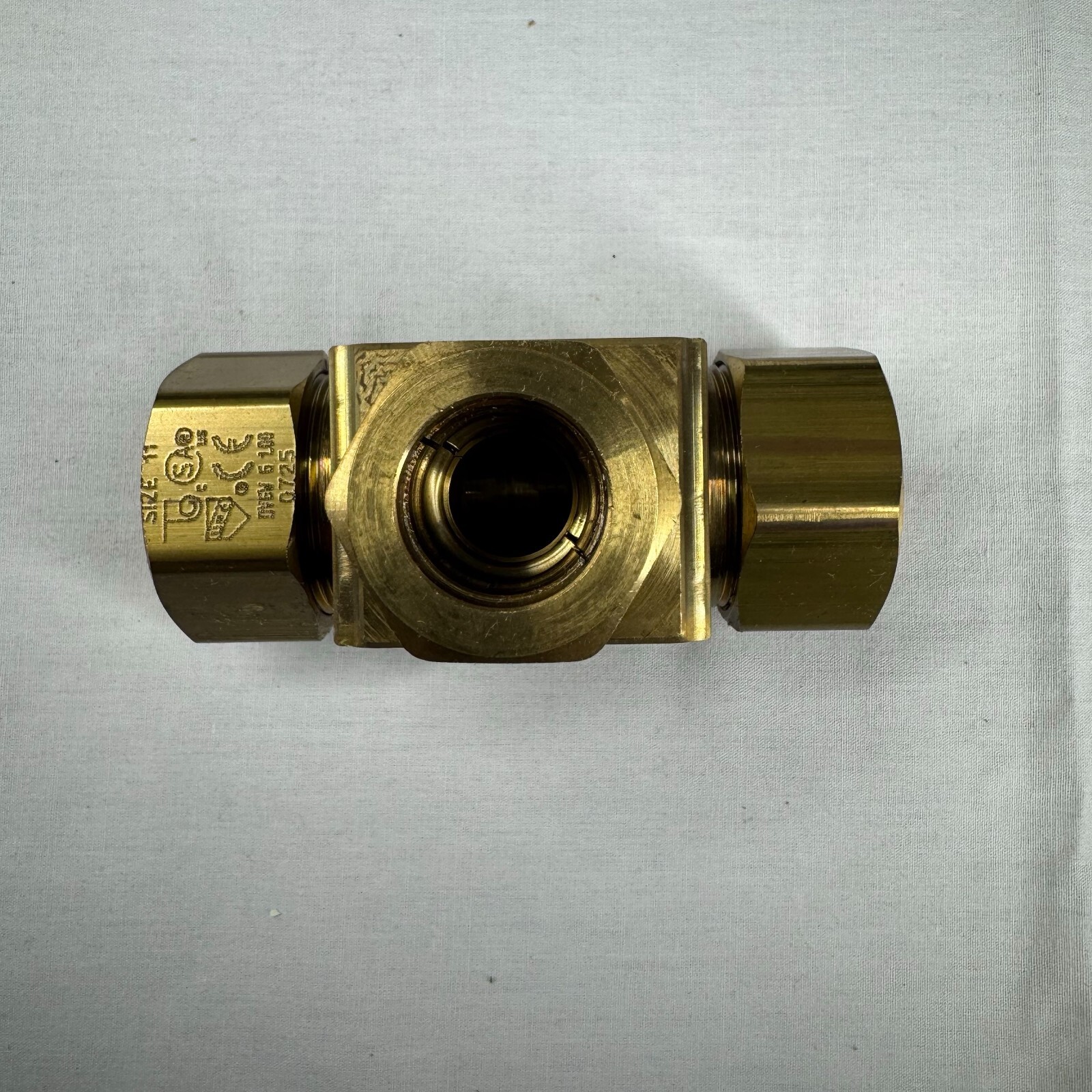 GASTITE XRT-11-11-8-6 3/4 X 3/4 X 1/2 TEE QTY 6