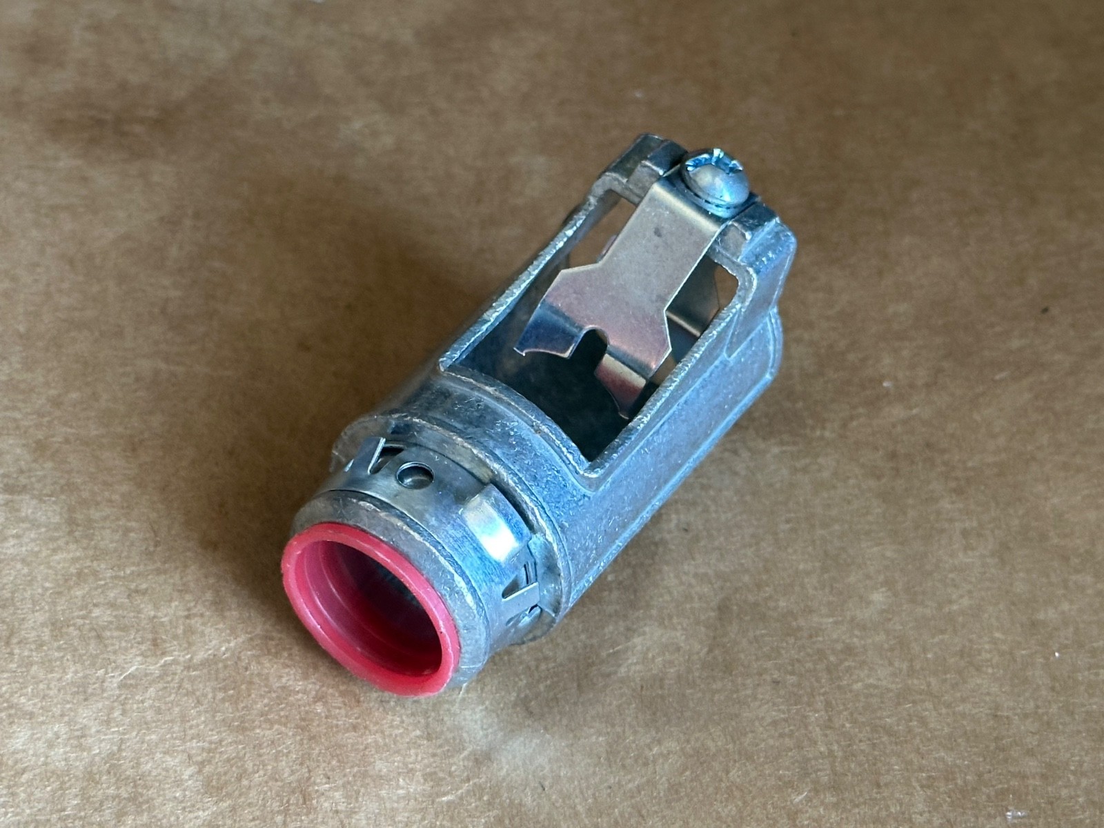 Arlington 7510AST 3/4" Die Cast Zinc Connector CBL New