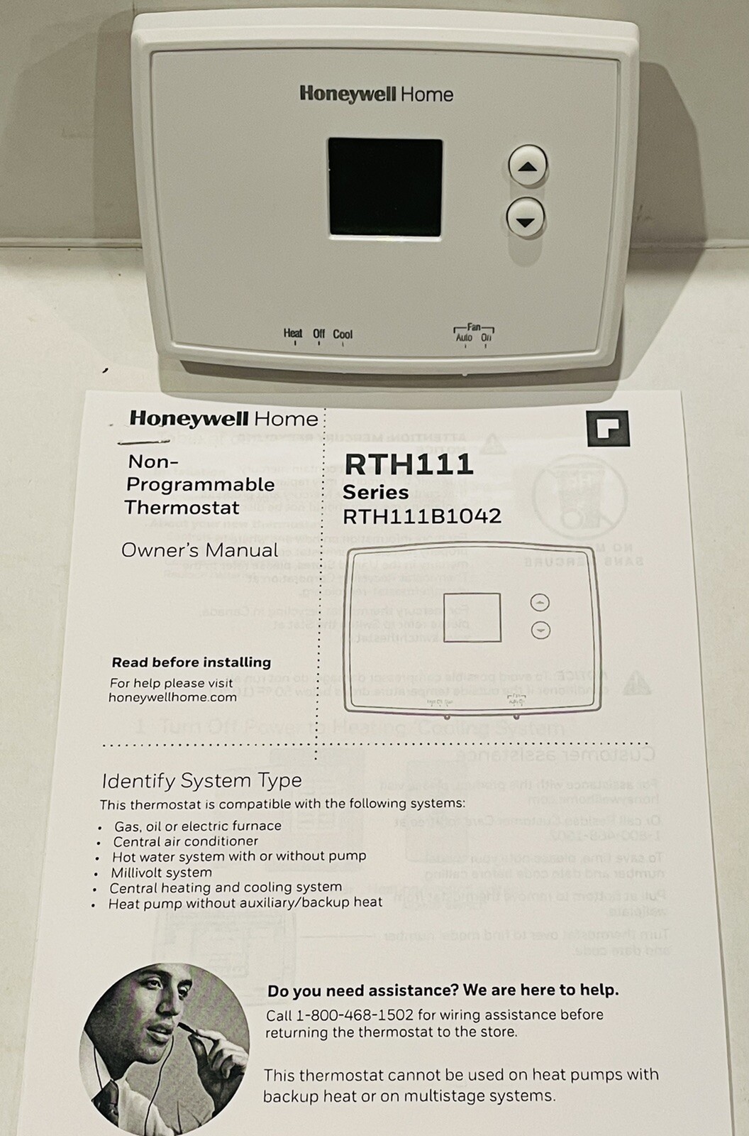 HONEYWELL RTH111B1024 DIGITAL NON-PROGRAMMABLE THERMOSTAT [A]