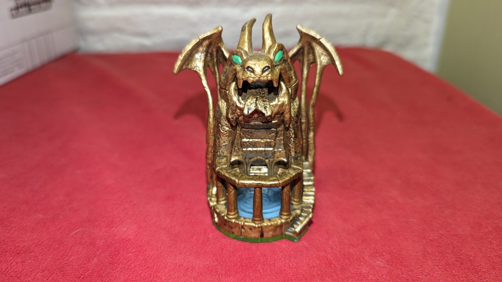 2011 - Skylanders Spyros Adventure - Dragons Peak - Character Figure - Loose