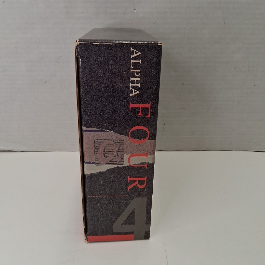 Alpha Four Fully Relational Database Non-Programmers Manuals Diskette Incomplete