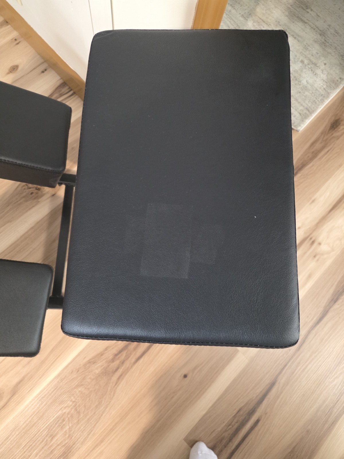 Sleekform Kneeling Chair, Ergonomic Office Chair, Black, Metal.
