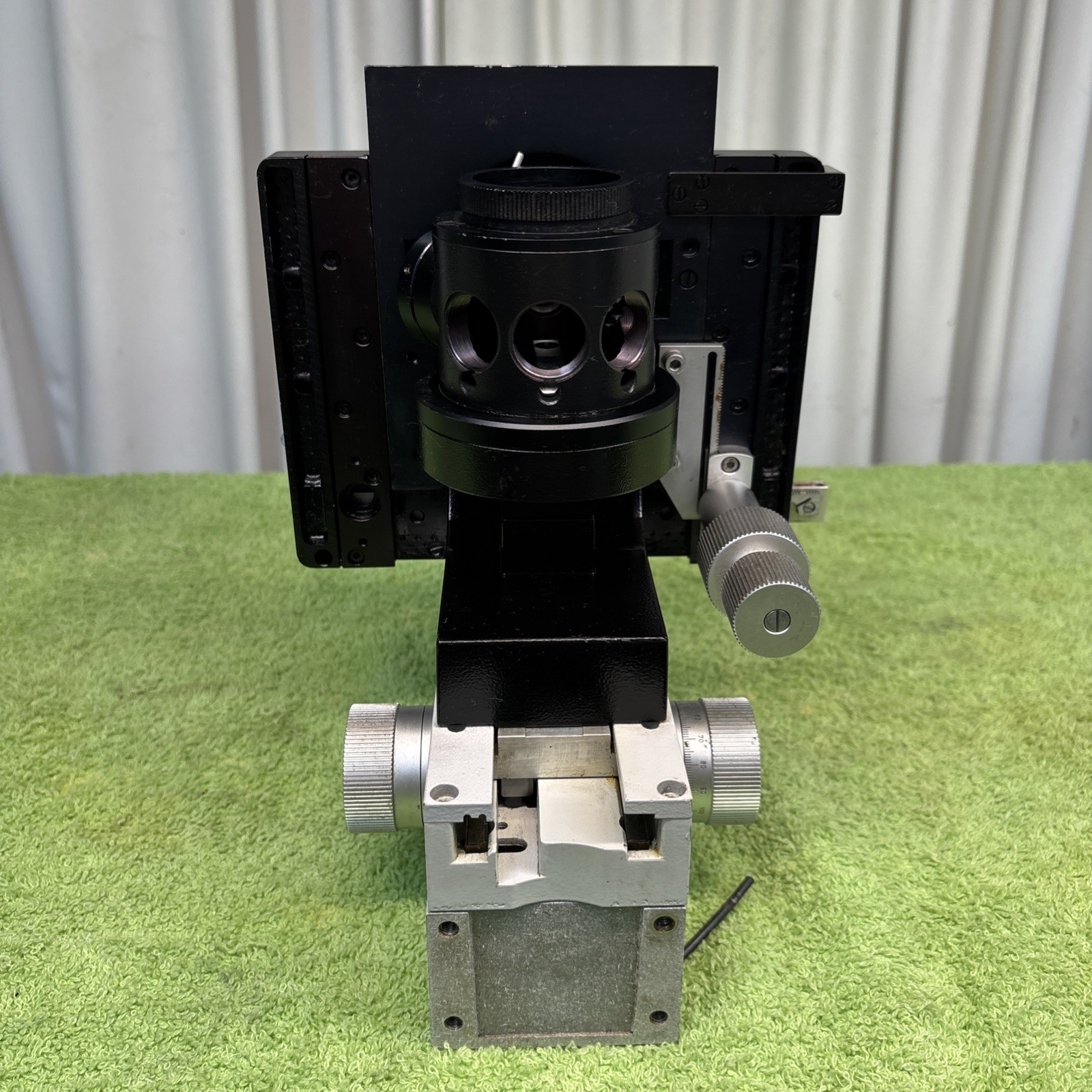 Ernst Leitz Wetzlar Microscope fluorescence? stage rotating mirrored condenser?