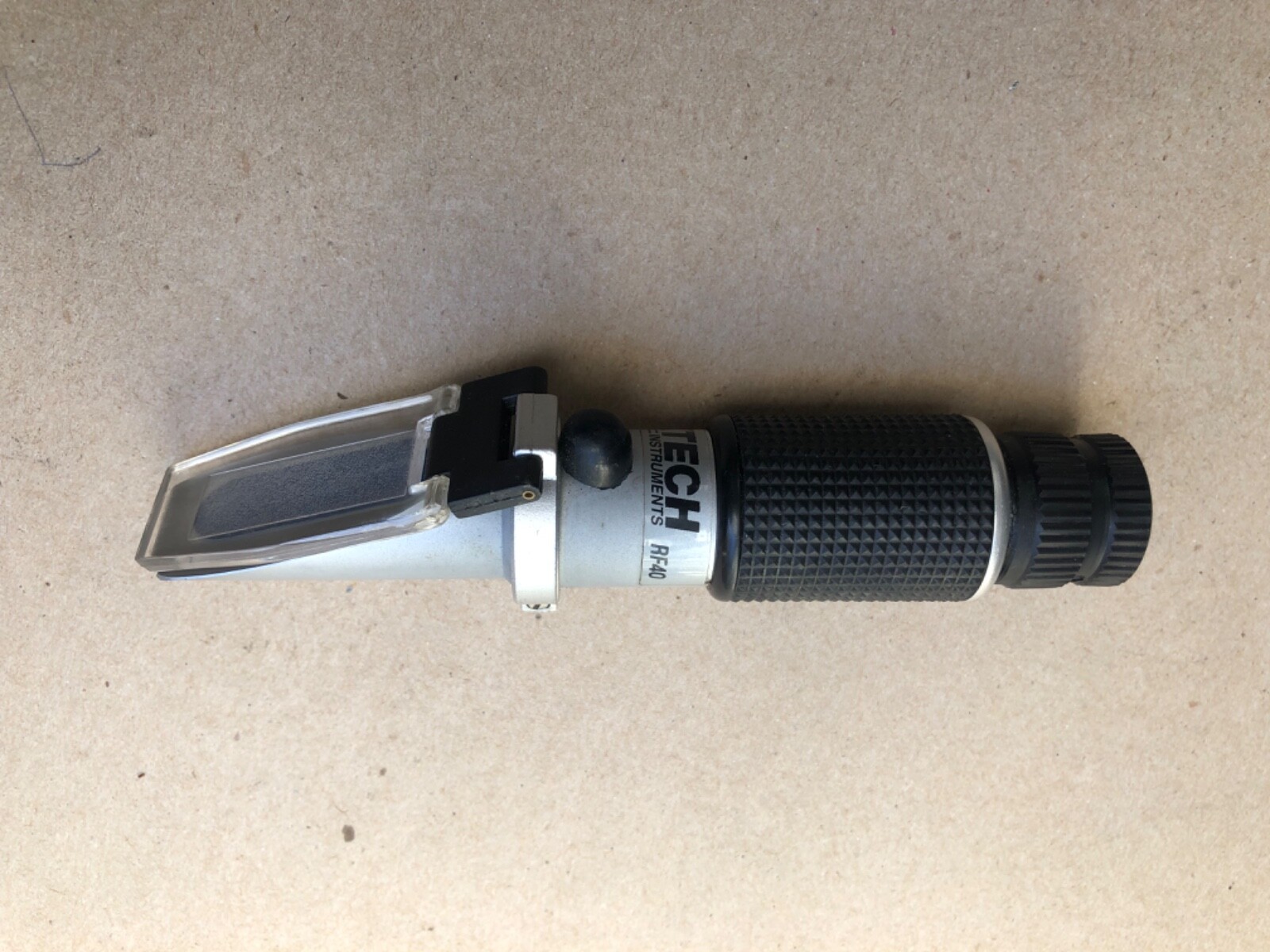EXTECH Instruments Portable Retractometer RF40