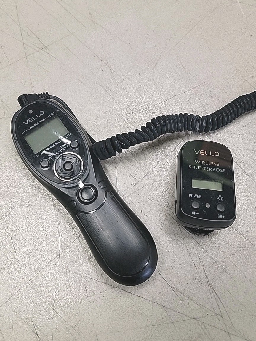 Vello Wireless ShutterBoss Remote Switch with Digital Timer