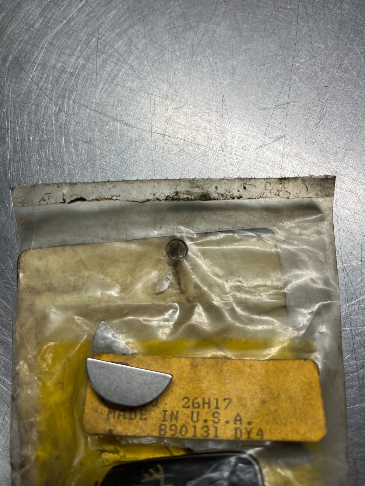 26H17 Genuine OEM John Deere SHAFT KEY