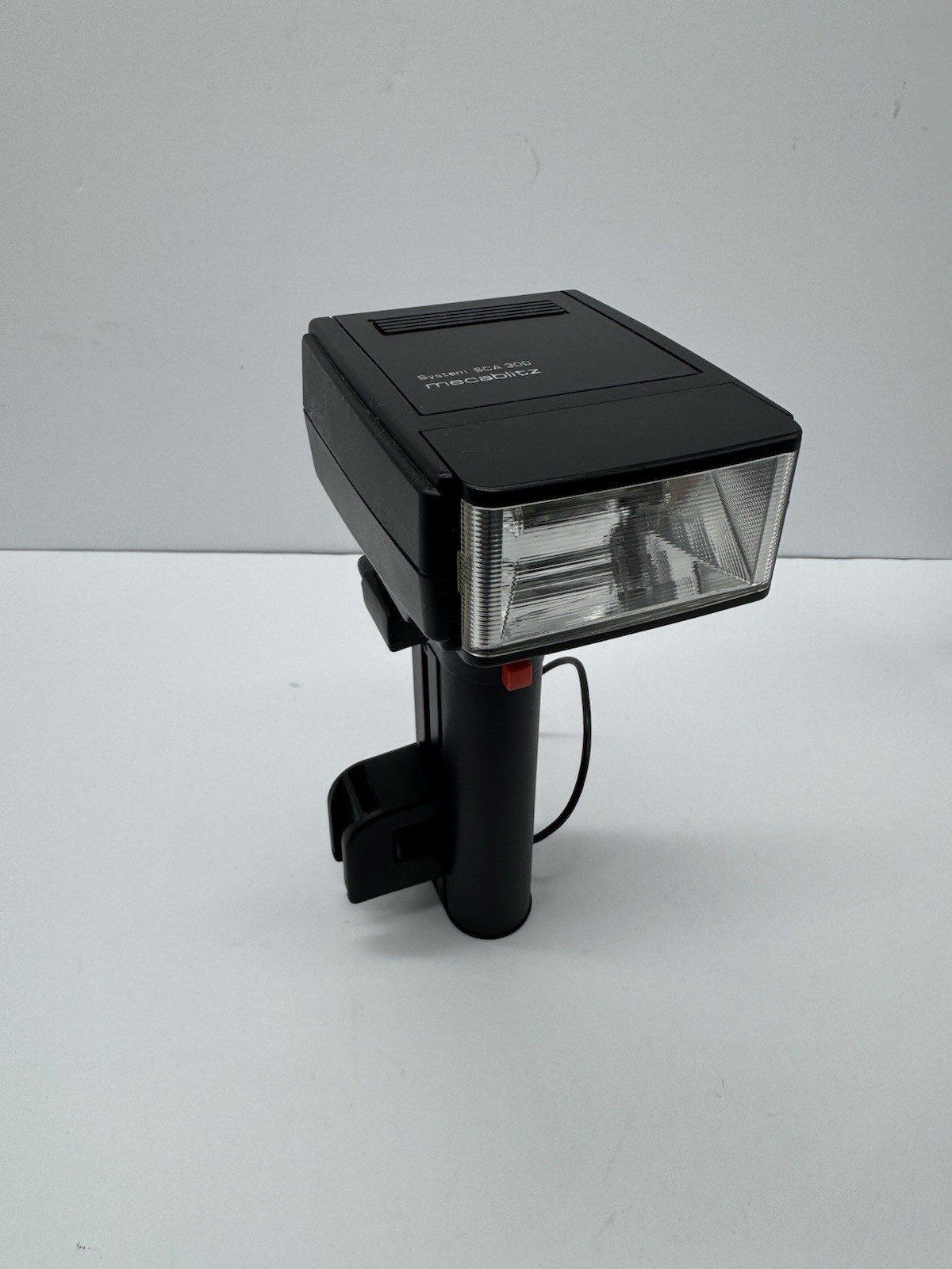 Metz 32 CT-4 Flash SCA 300 Handle Mount Tested Working