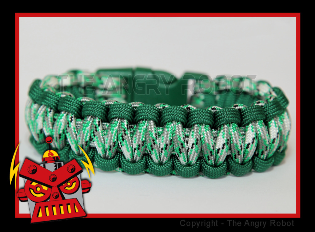 550 Paracord Survival Bracelet Cobra - Kelly Green & Green Camo - Green Buckle