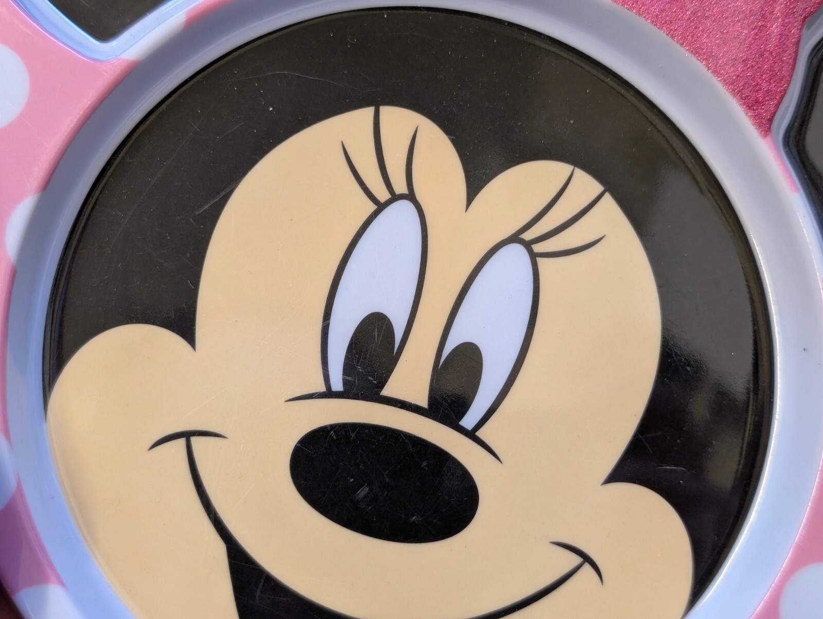 Disney Store mickey and minnie mouse plastic childrens plates