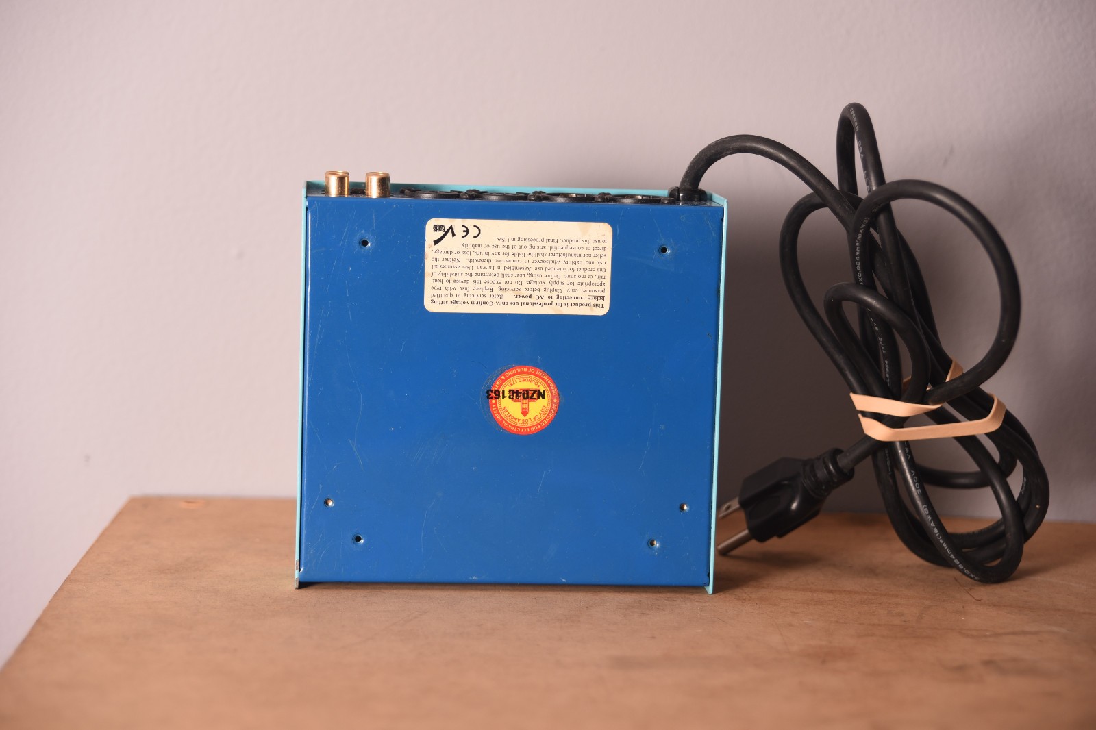 Henry Engineering THE MATCHBOX HD - IHF-Pro Stereo Interface Amplifier