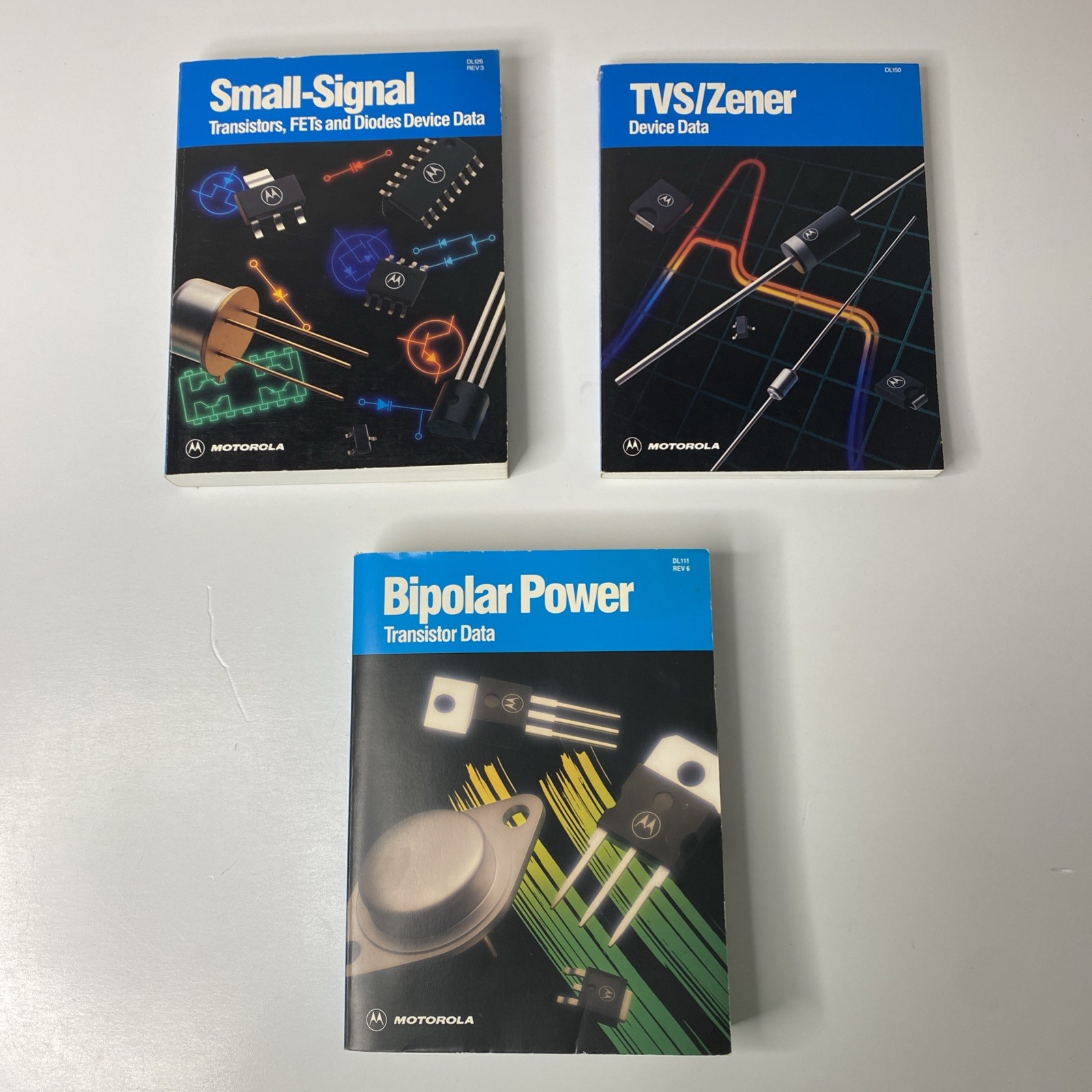 Motorola Bipolar Power Transistor Data Manual DL111 Rev 6 (1992)+TVS/Zener+..B86