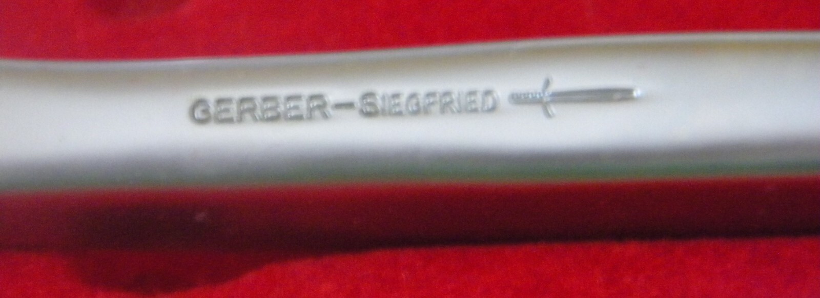 Vintage Gerber Legendary Blades Knife & Fork Carving Set with Box