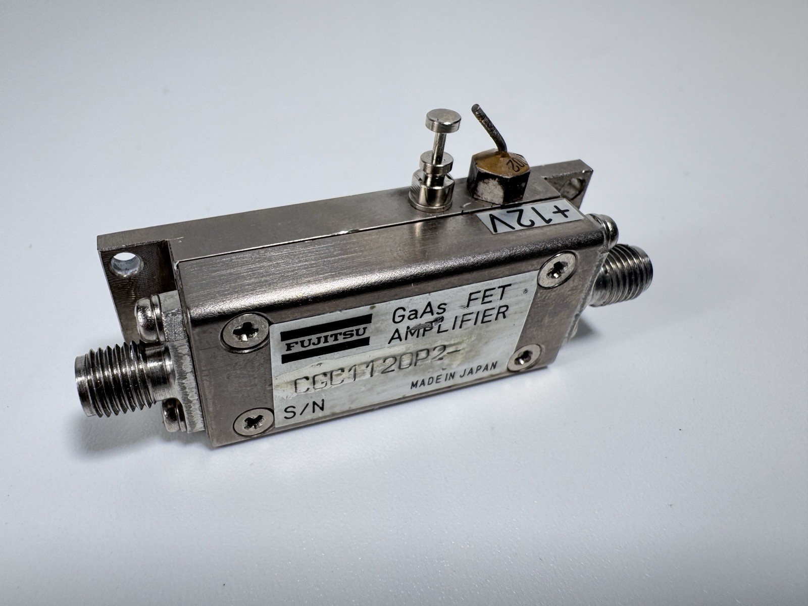Fujitsu CGG1120P2 GaAs FET RF Amplifier Module +12V SMA Japan