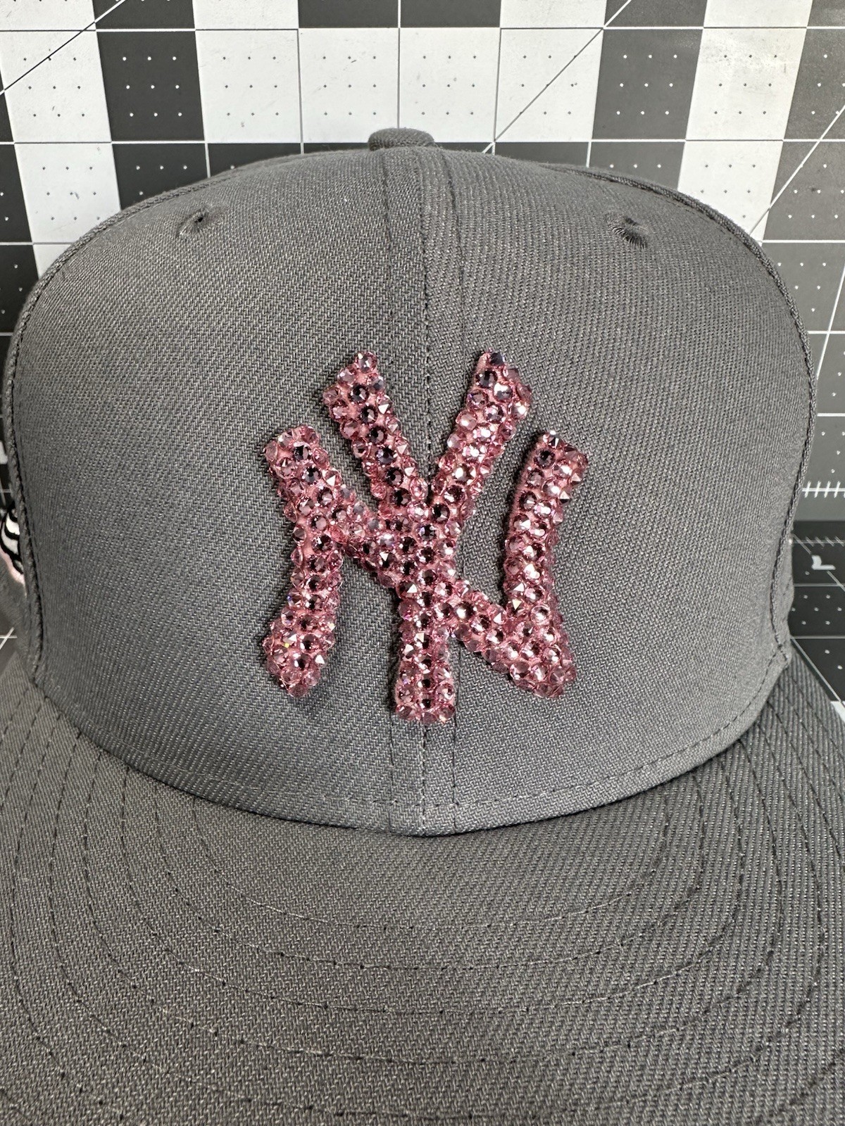 New York Yankees Fitted Hat 7 5/8 CUSTOM (gray,pink)(pink bottom)