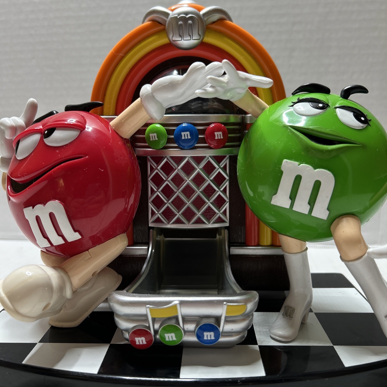 M&M’s Collectible JukeBox Candy /Nut Dispenser
