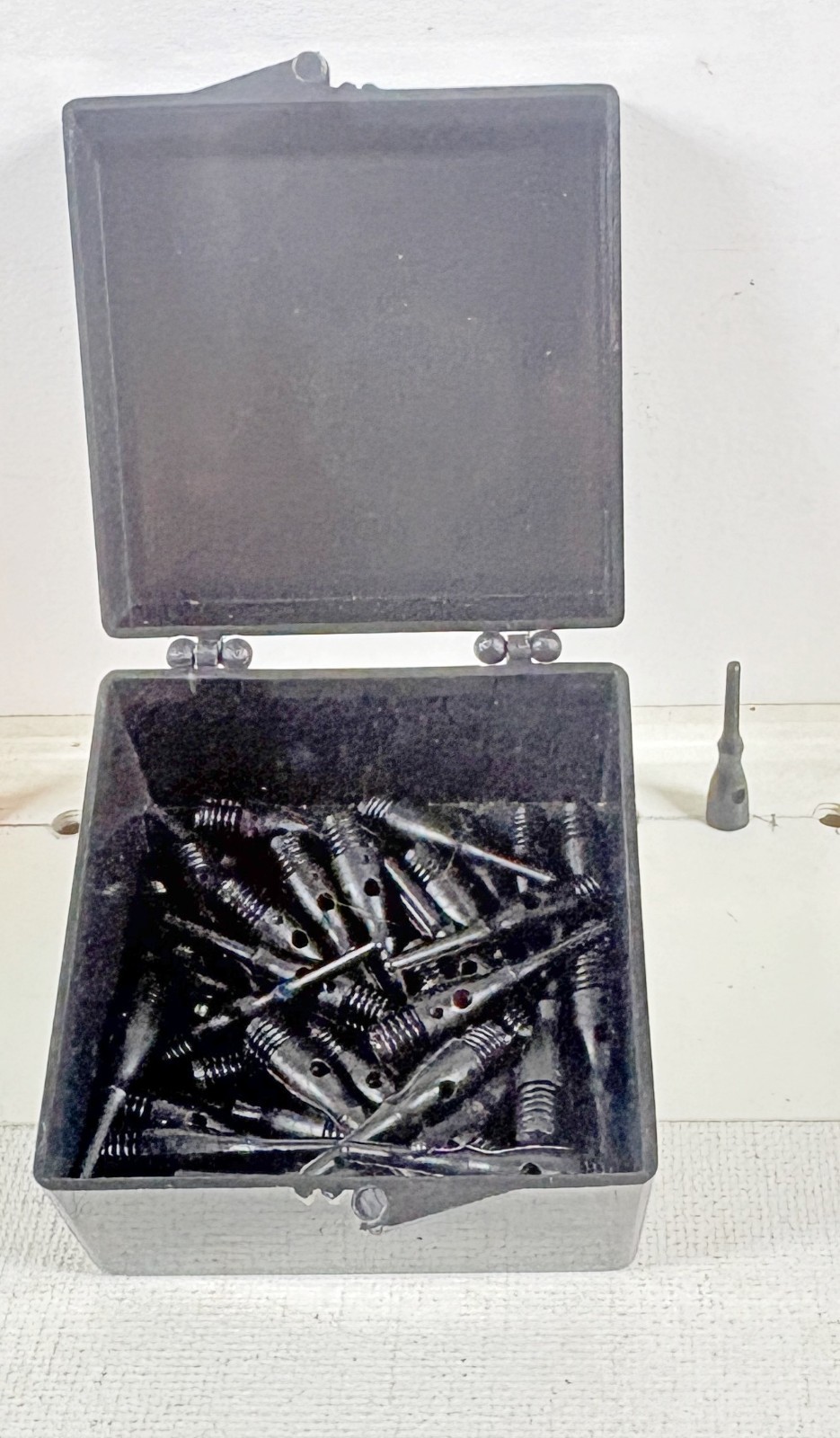 60 Black Tufflex III Soft Tip 2ba Thread Dart Tips with Storage Box