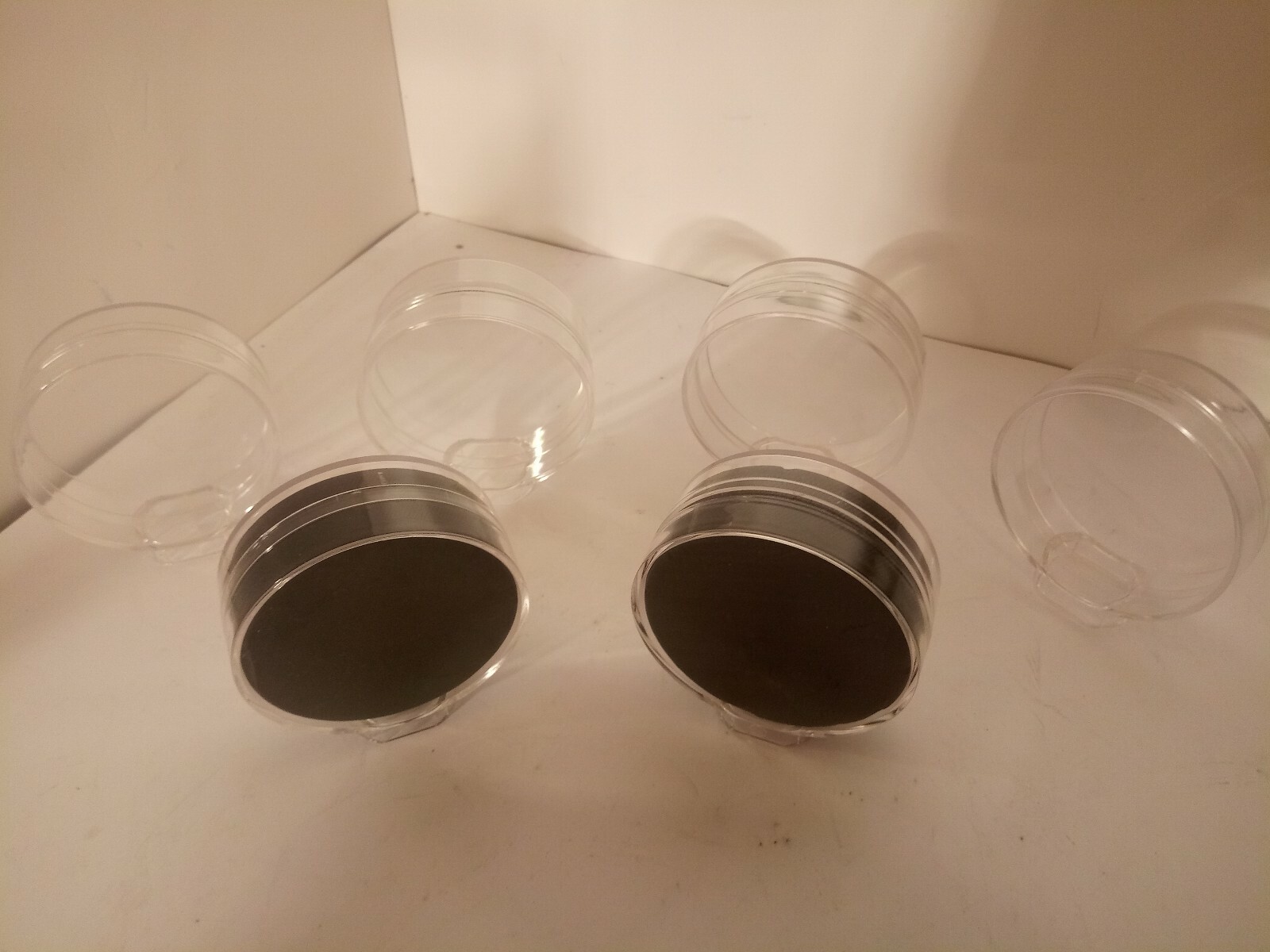 Clear Plastic Hockey Puck Memorabilia Display Cases 6 Pieces