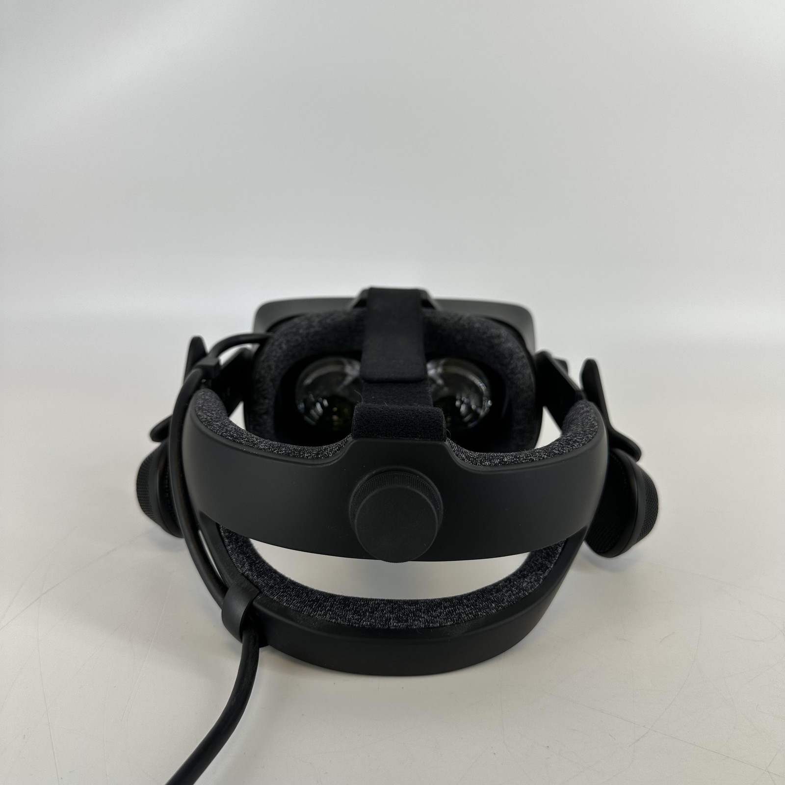 Valve Index VR Headset w/ Power Cord/Controllers/Base Stations - Good