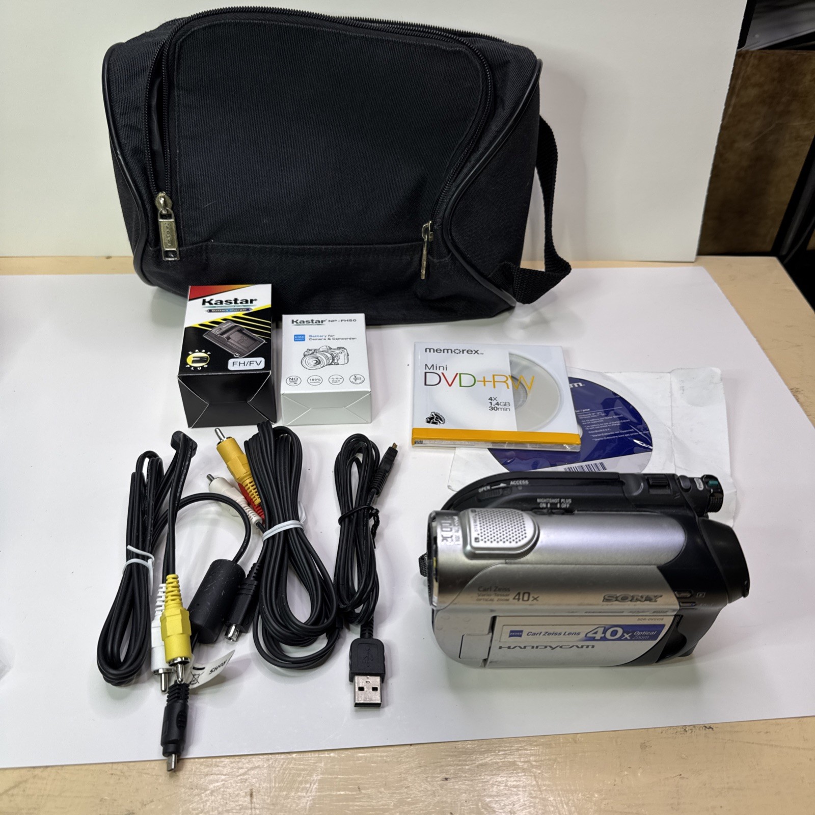 Sony DCR-DVD108 DVD HandyCam Camcorder Bundle 40x Optical Zoom 2 Batts