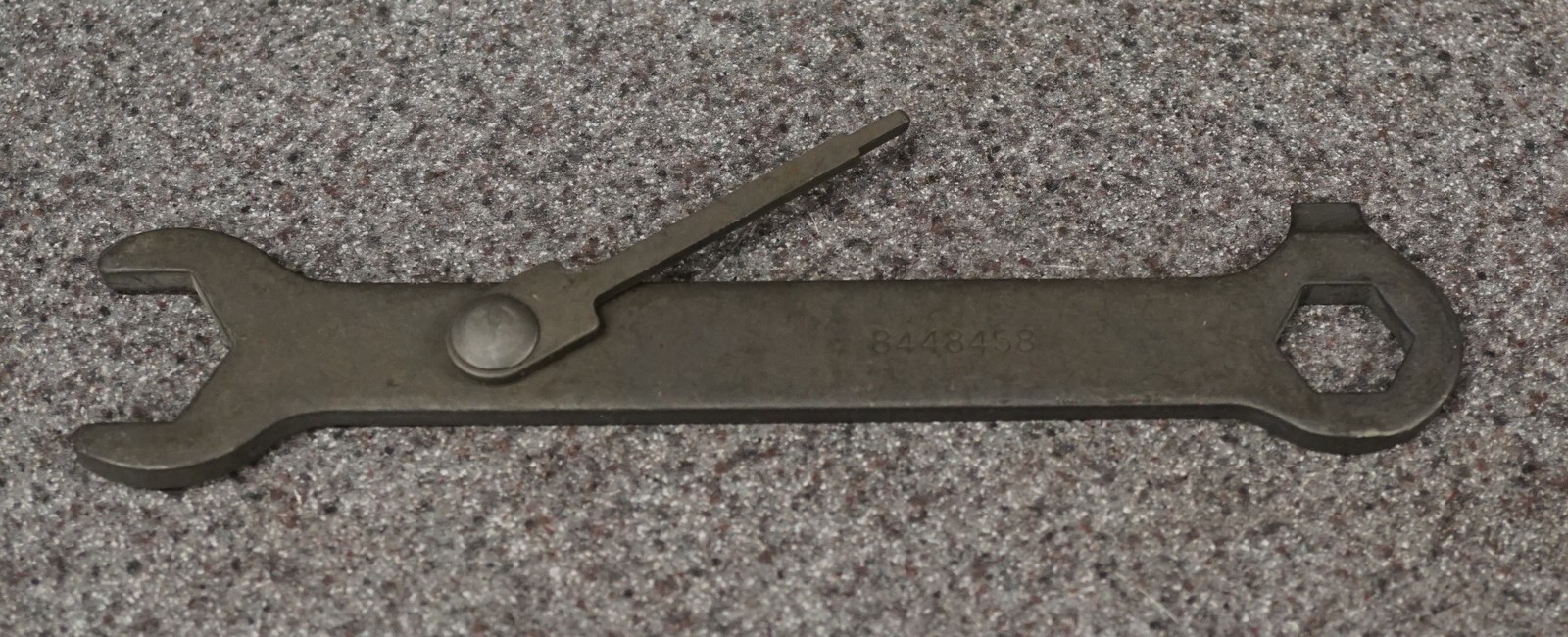 10 LOT NEW M60 GUN WRENCH BOX & OPEN 8448458 5120-00-461-1075 MILITARY SURPLUS