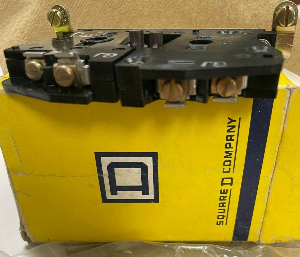 Square D Class 9999 Type SX 8 Series B Electrical Interlock