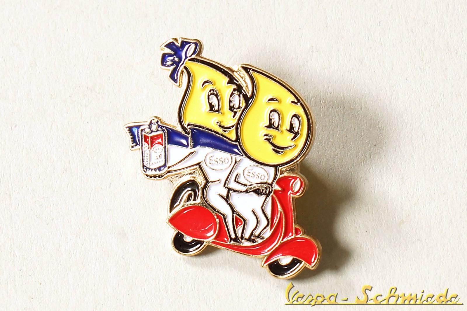 Vespa Pin / Badge "ESSO Oil Drop Pair" - Lambretta Scooter Piaggio Oil Retro