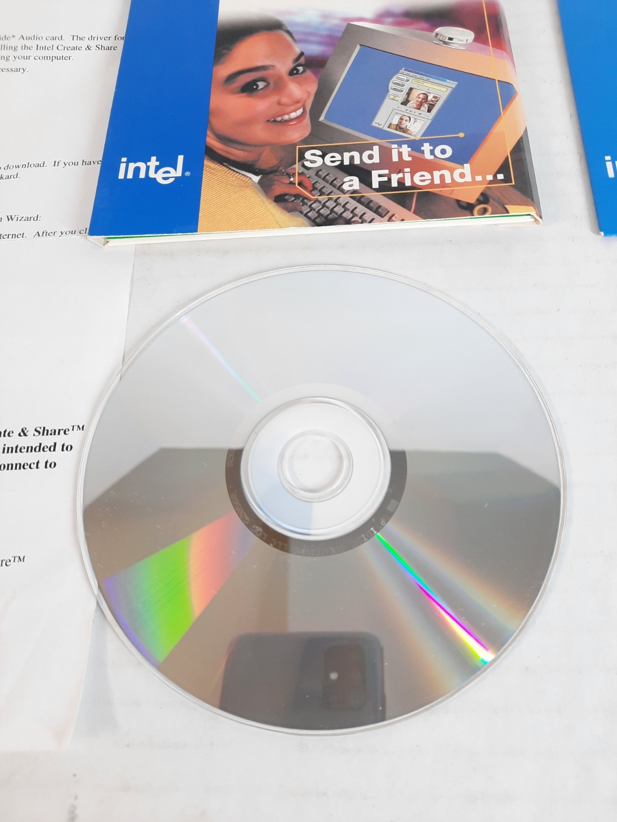 Intel PC Camera Pack CS330 With CD, Video Phone Software, Instructions