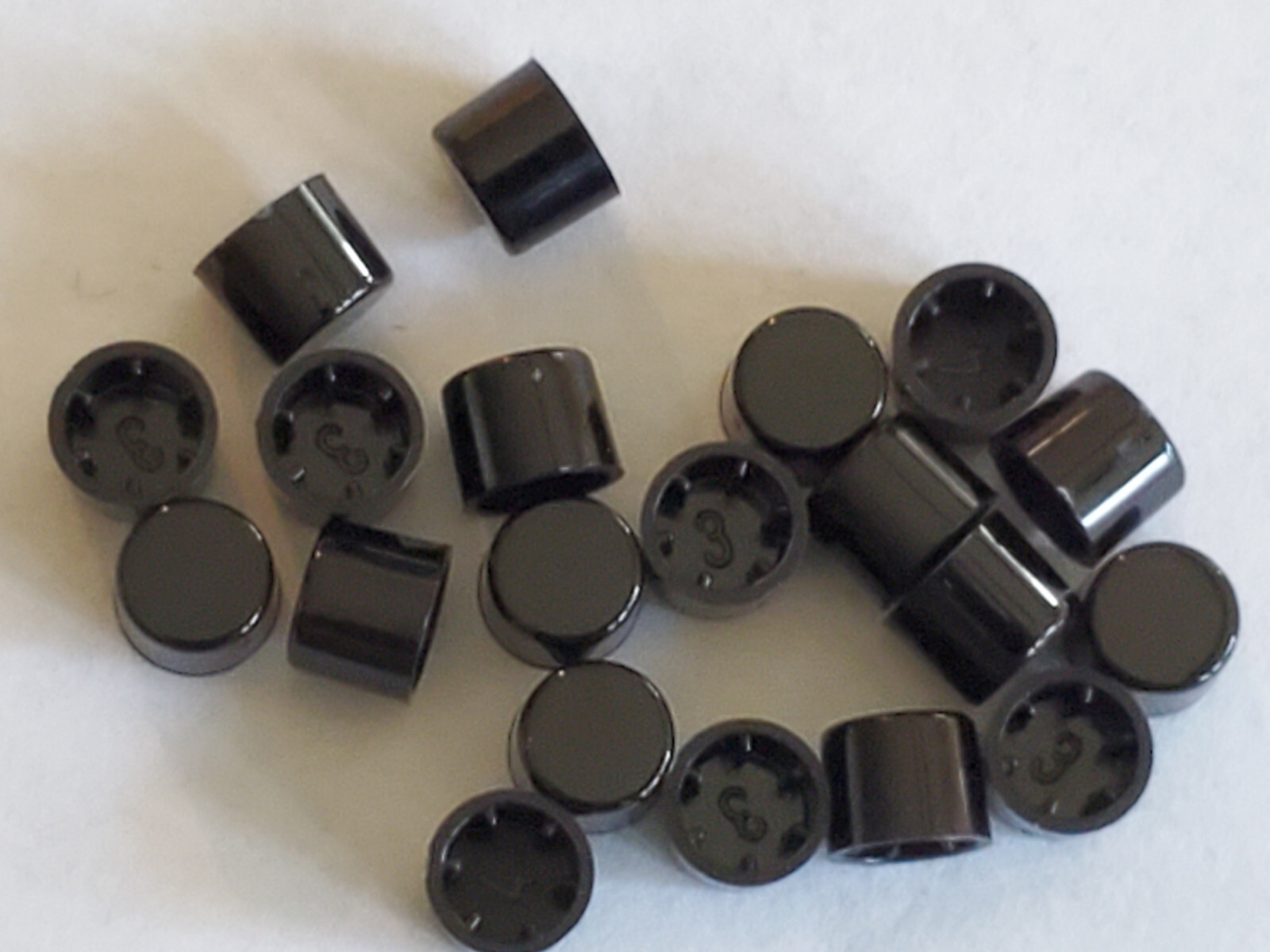 20pcs .100" DIA. Plungers Pushbutton Black for C&K EP and TP Series Switches