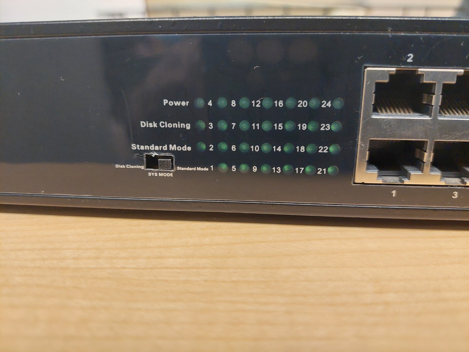 Monoprice 24 port Unmanaged Gigabit Ethernet Switch